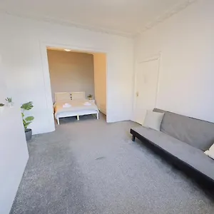 Stratford House - Sleepylodge Apartment London